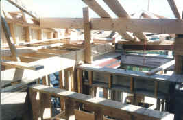 attic level roof framing2- from South.jpg (1063700 bytes)