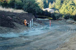 driveway lookout area with hydrant- from above.jpg (1367871 bytes)