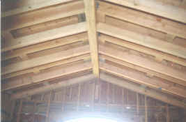 master_bedroom_ceiling_beams_installed.jpg (1038315 bytes)